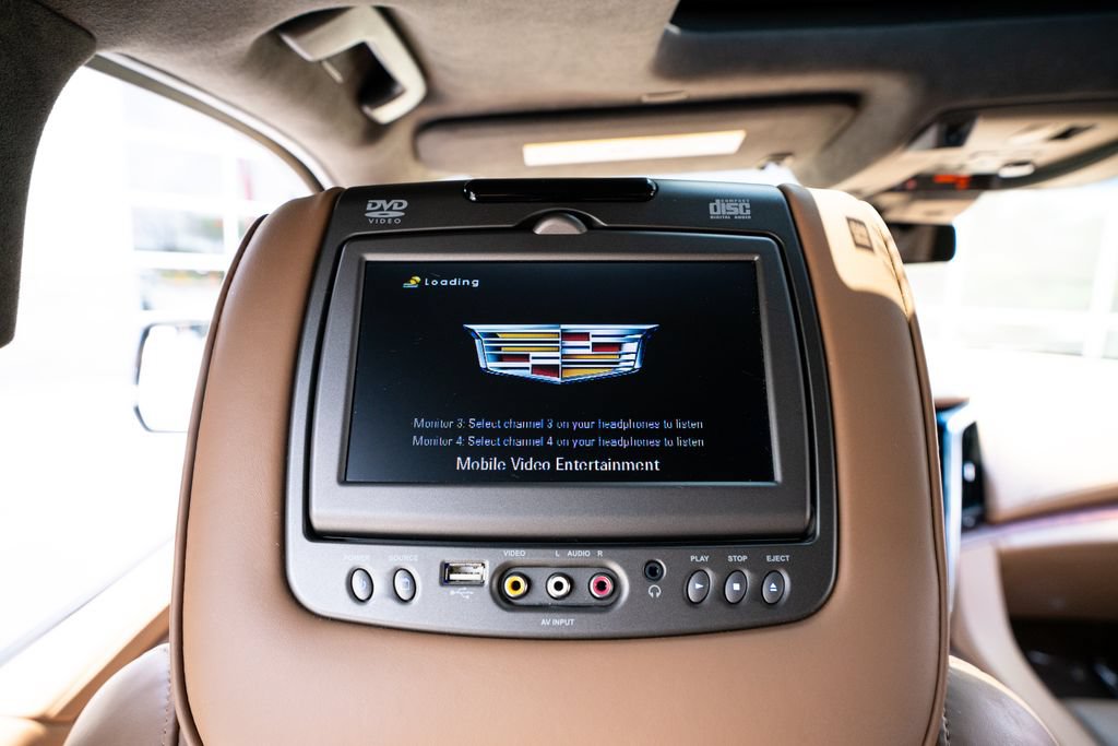 Used 2017 Cadillac Escalade Platinum AWD/4WD image 45