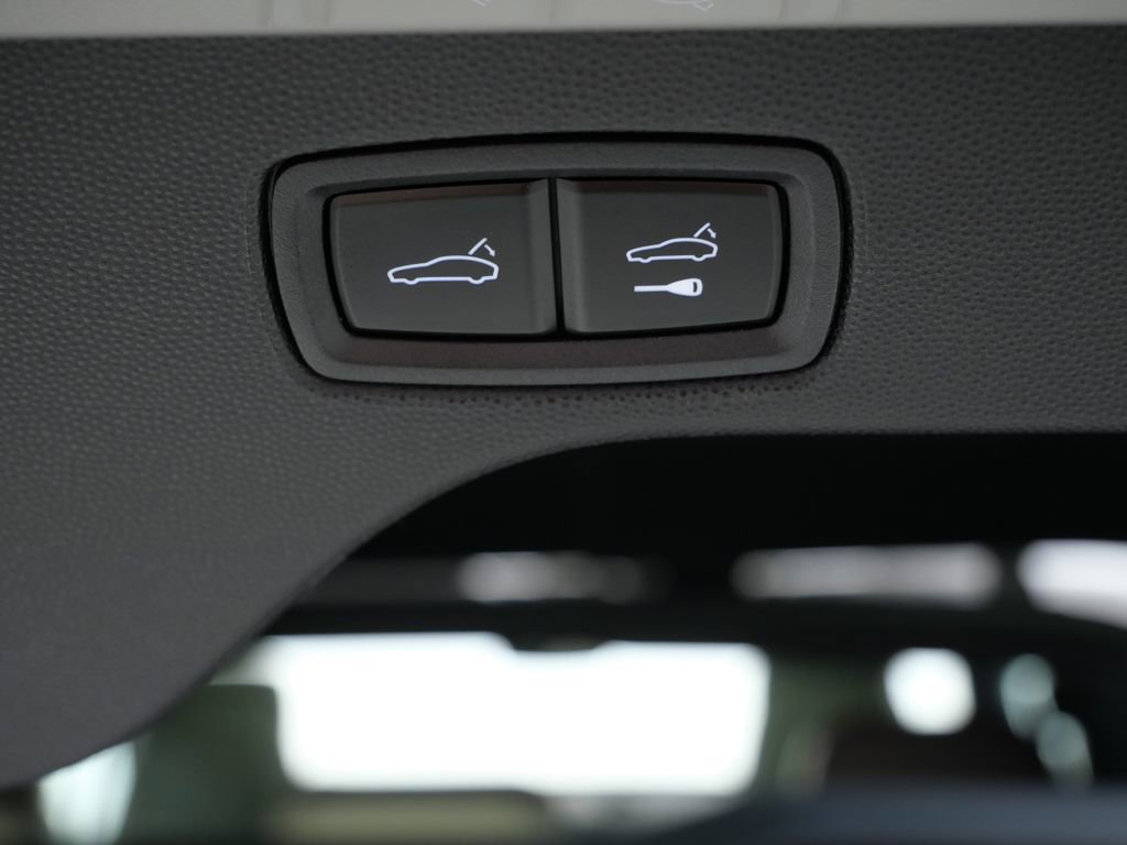 New 2026 Porsche Macan 4 Electric image 27