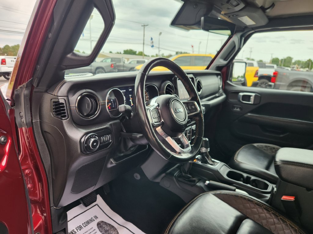 Used 2021 Jeep Wrangler Unlimited Sahara AWD/4WD image 26