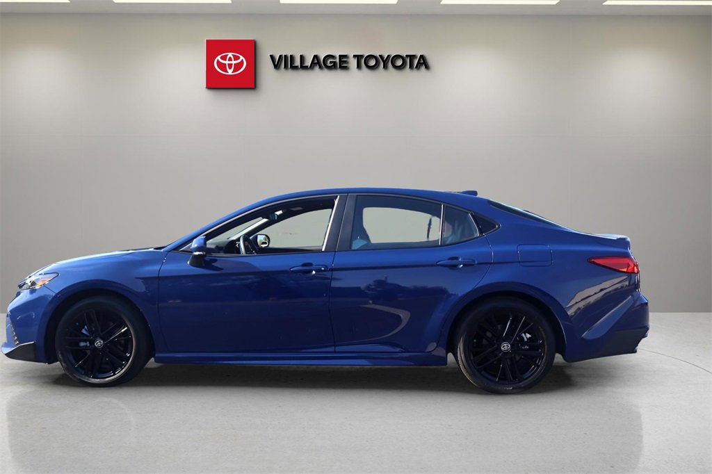 Certified 2025 Toyota Camry SE image 2