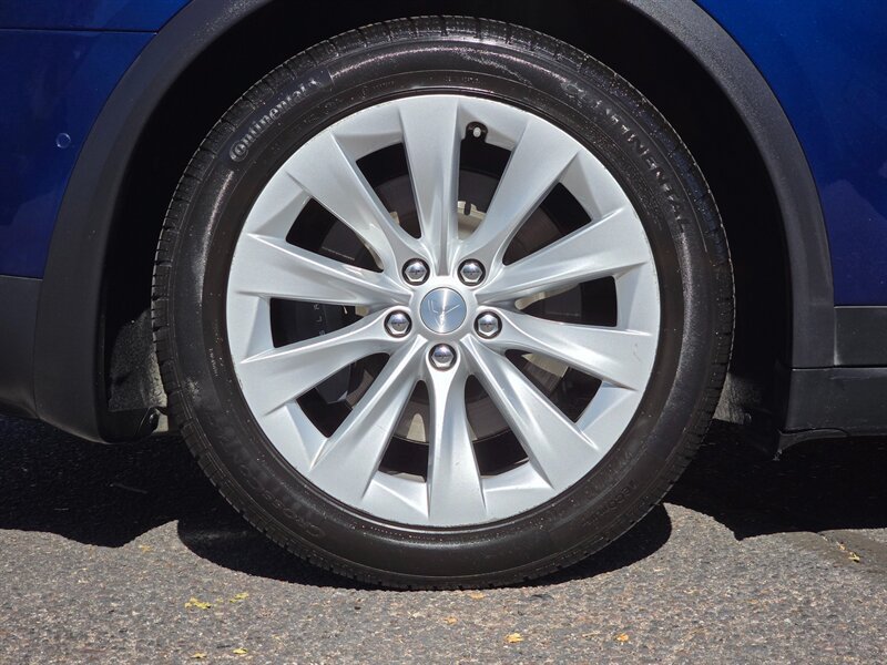 Used 2017 Tesla Model X 100D AWD/4WD image 29