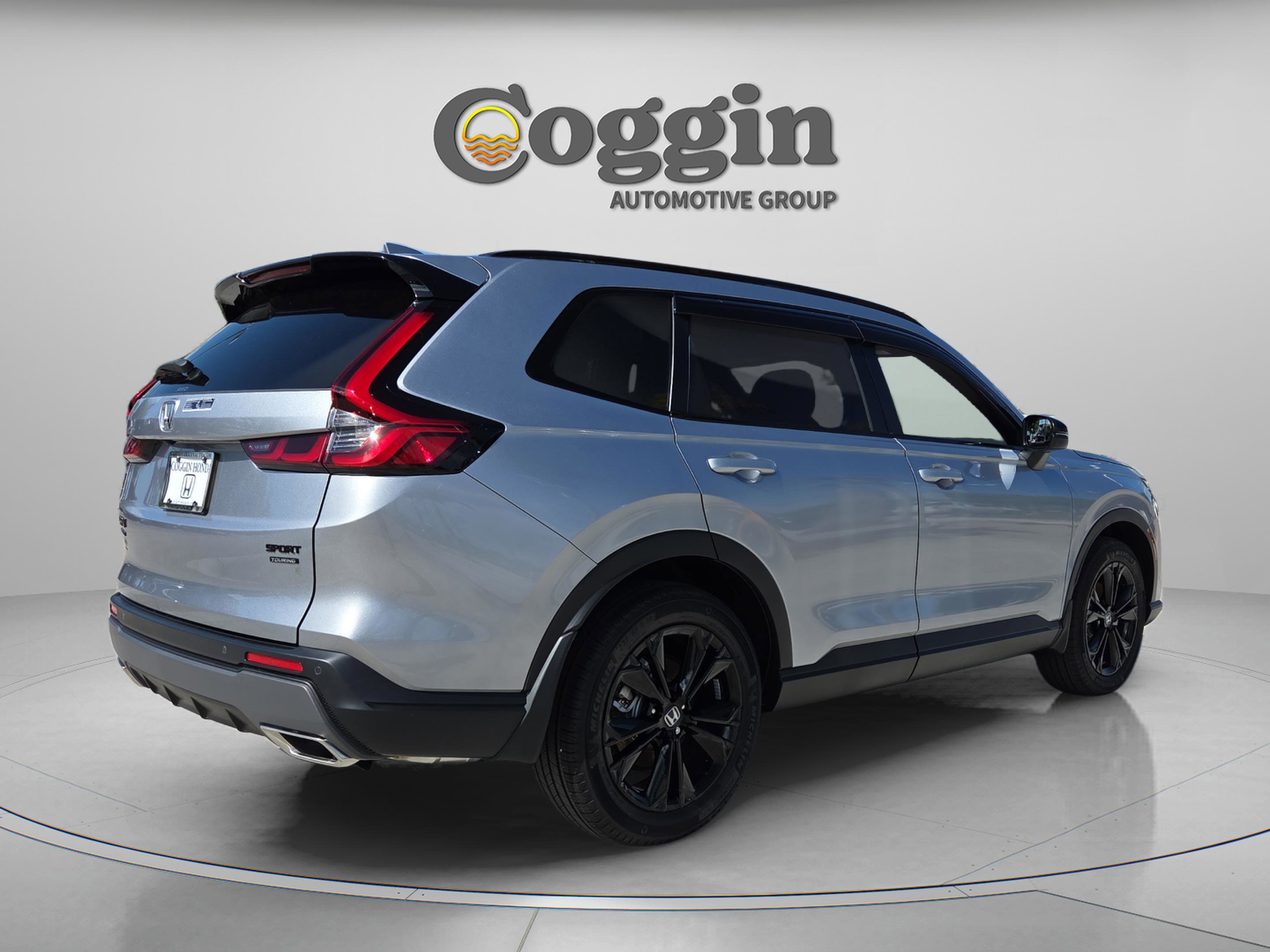 Used 2026 Honda CR-V Sport Touring image 5