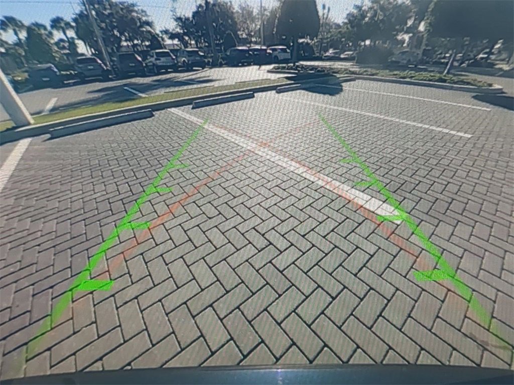 Certified 2024 BMW X5 xDrive50e w/ Executive Package image 22