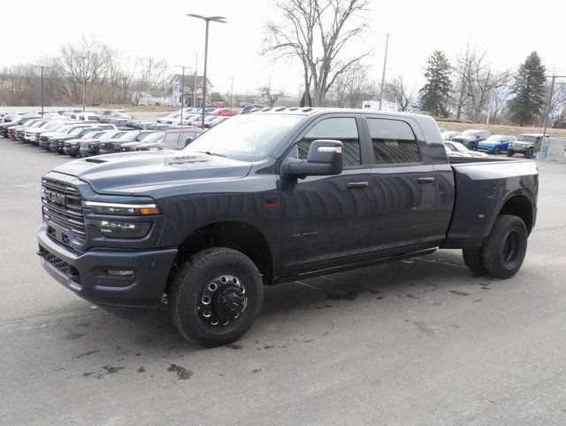 New 2026 RAM 3500 Laramie AWD/4WD image 11