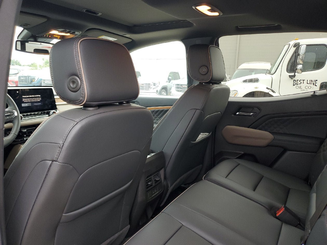 New 2026 GMC Canyon Denali AWD/4WD image 10