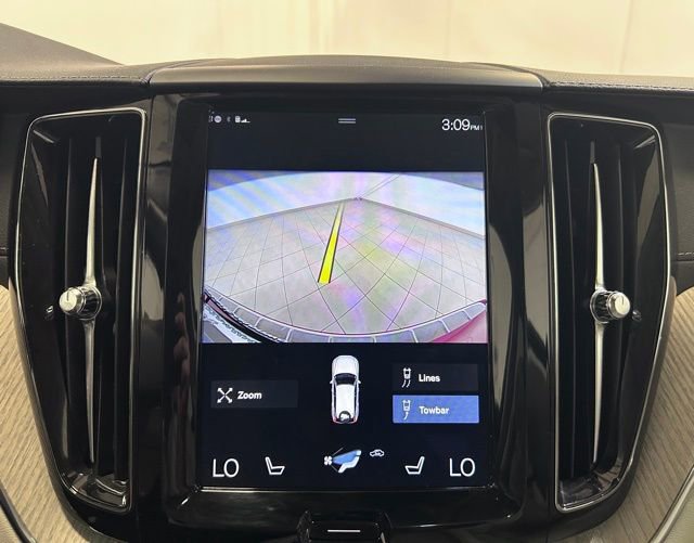 Used 2018 Volvo XC60 T8 Inscription image 44