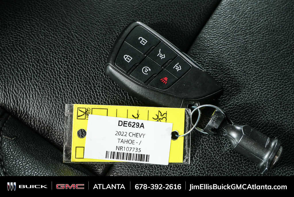 Used 2022 Chevrolet Tahoe Z71 w/ Luxury Package AWD/4WD image 41