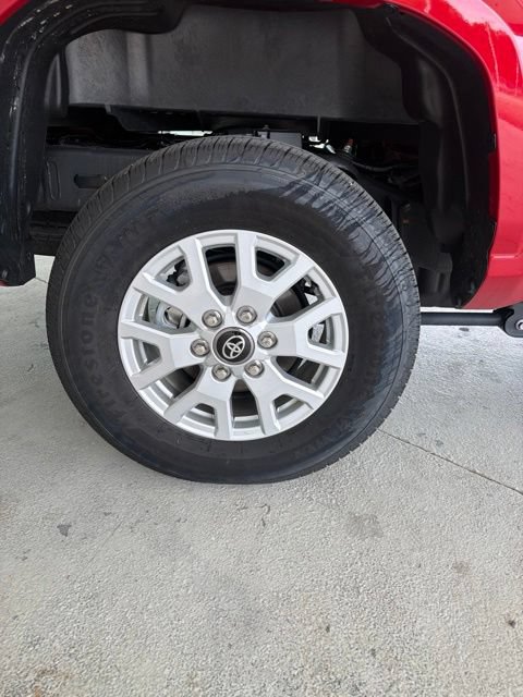 Used 2026 Toyota Tacoma SR5 RWD image 7