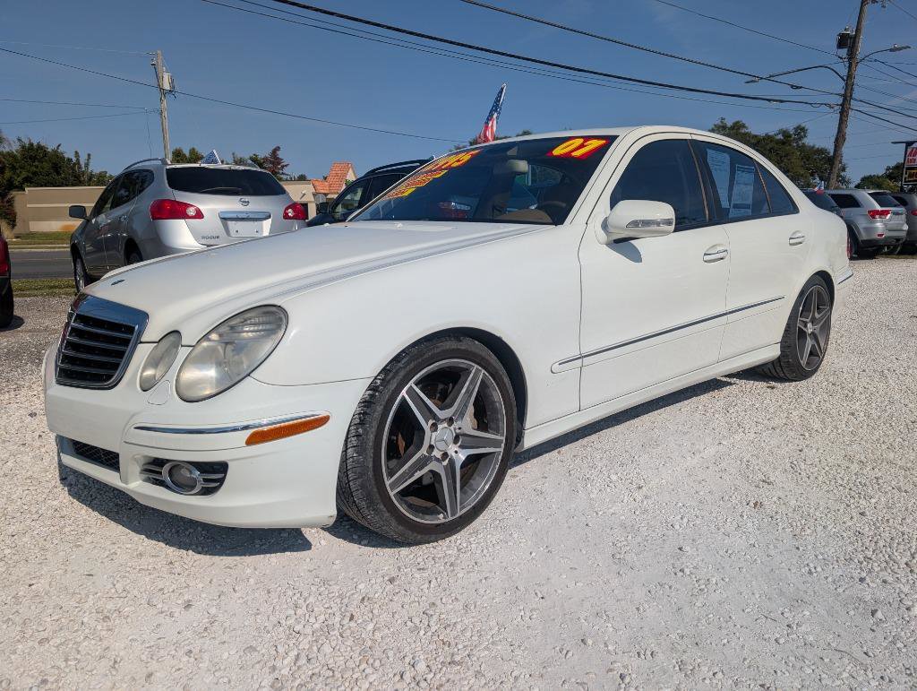 Used 2007 Mercedes-Benz E 350 Sedan w/ Premium Pkg 1