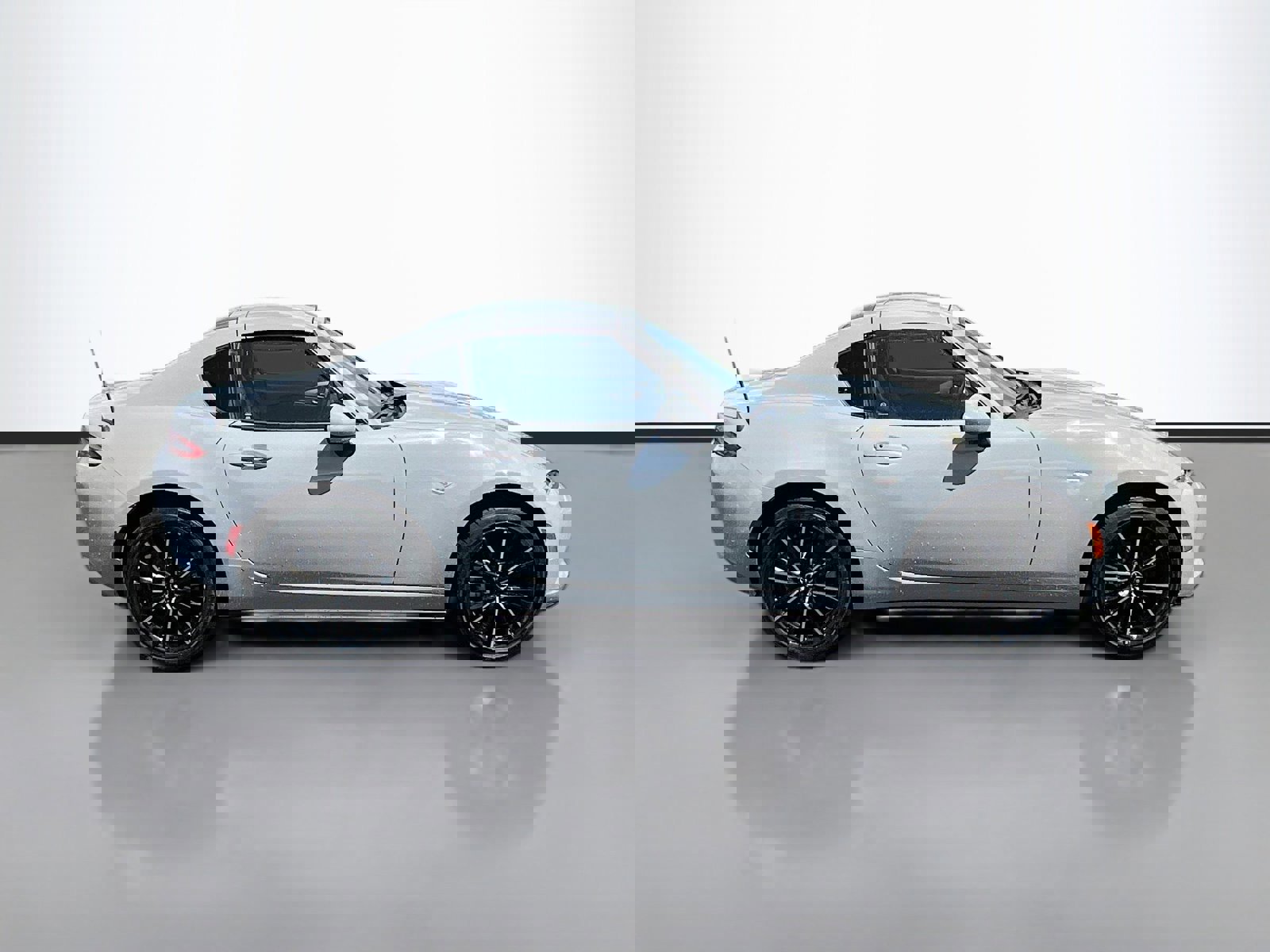 Used 2025 MAZDA MX-5 Miata RF Grand Touring RWD image 8