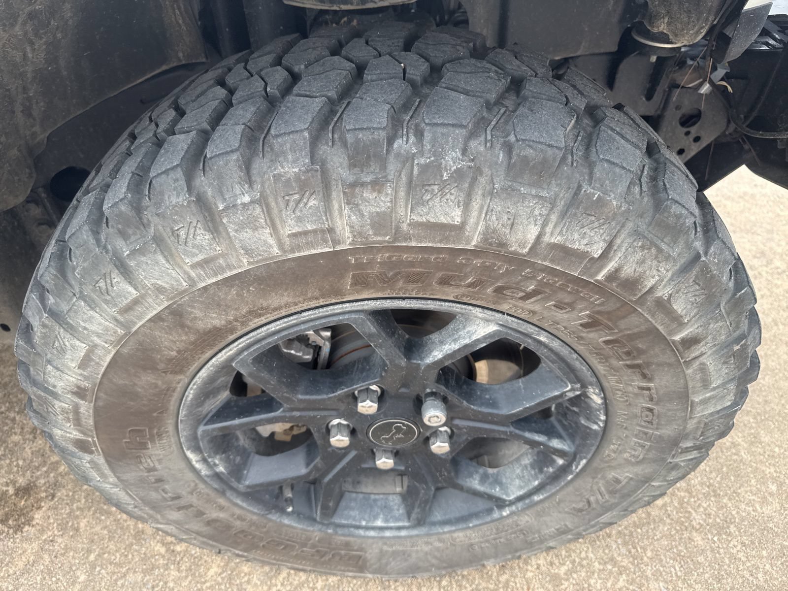 Used 2025 Jeep Gladiator Sport AWD/4WD image 9