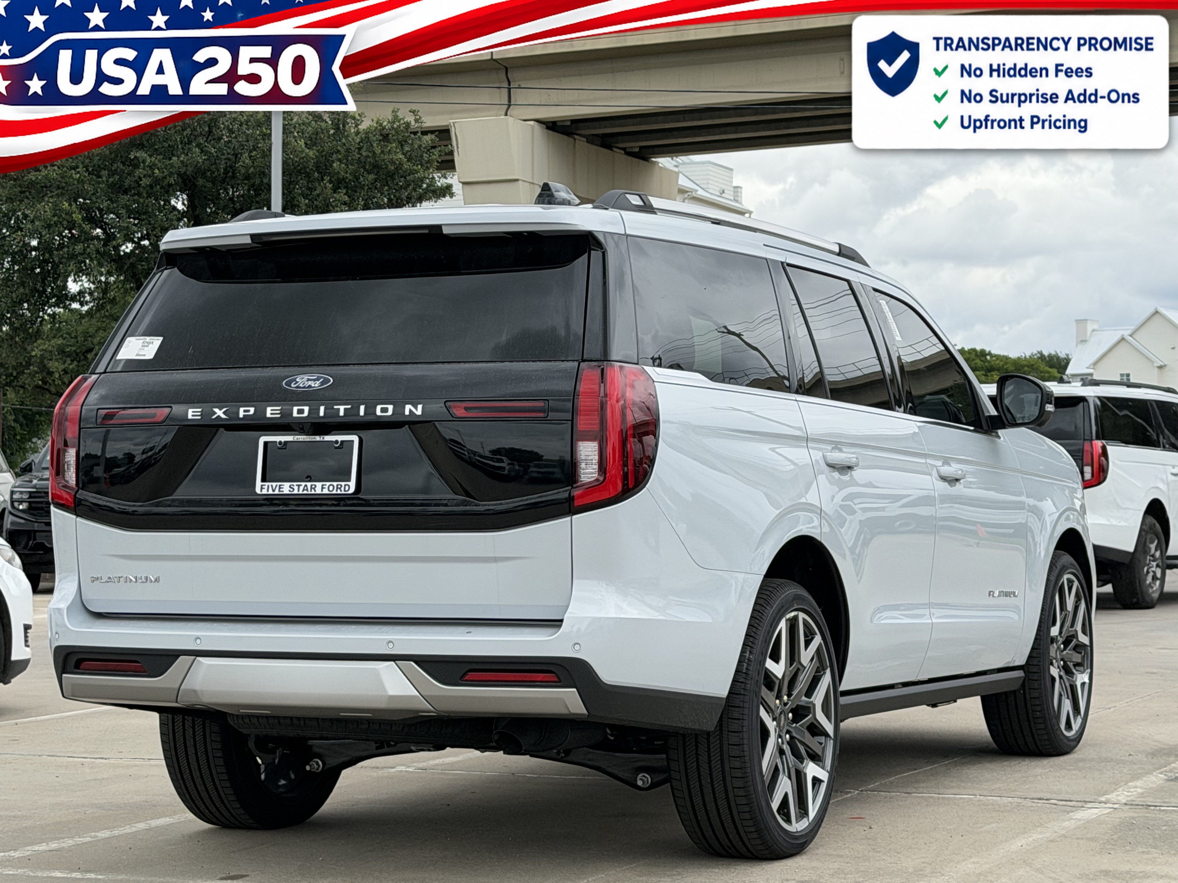 New 2026 Ford Expedition Platinum w/ Platinum Ultimate Package AWD/4WD image 4