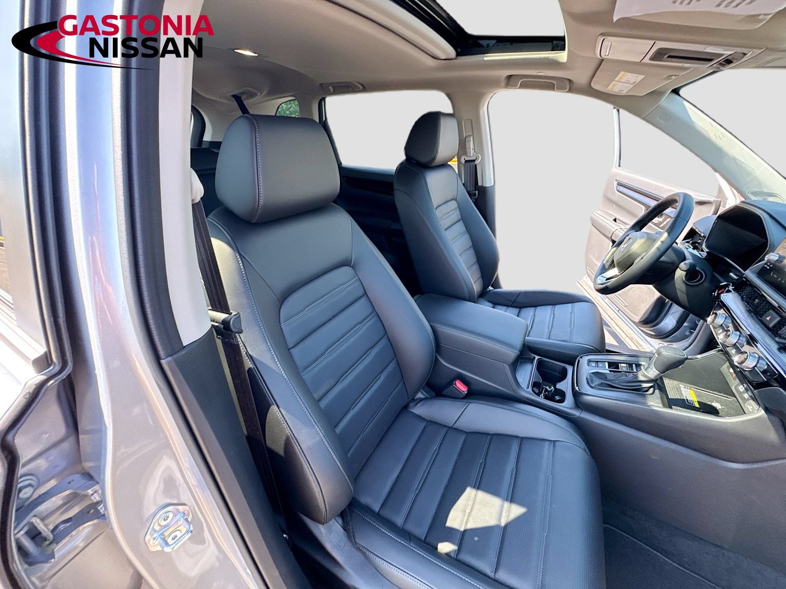 Used 2025 Honda CR-V EX-L image 37