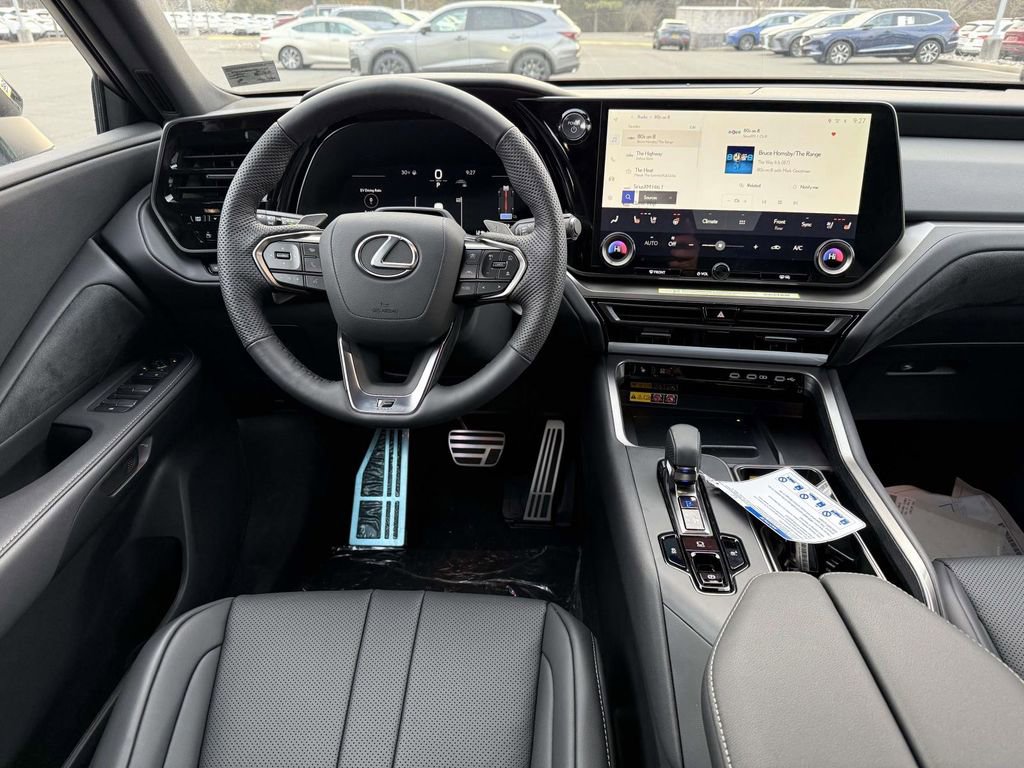 Used 2025 Lexus TX 500h AWD image 8