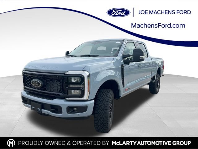 New 2026 Ford F350 Lariat w/ Tremor Off-Road Package