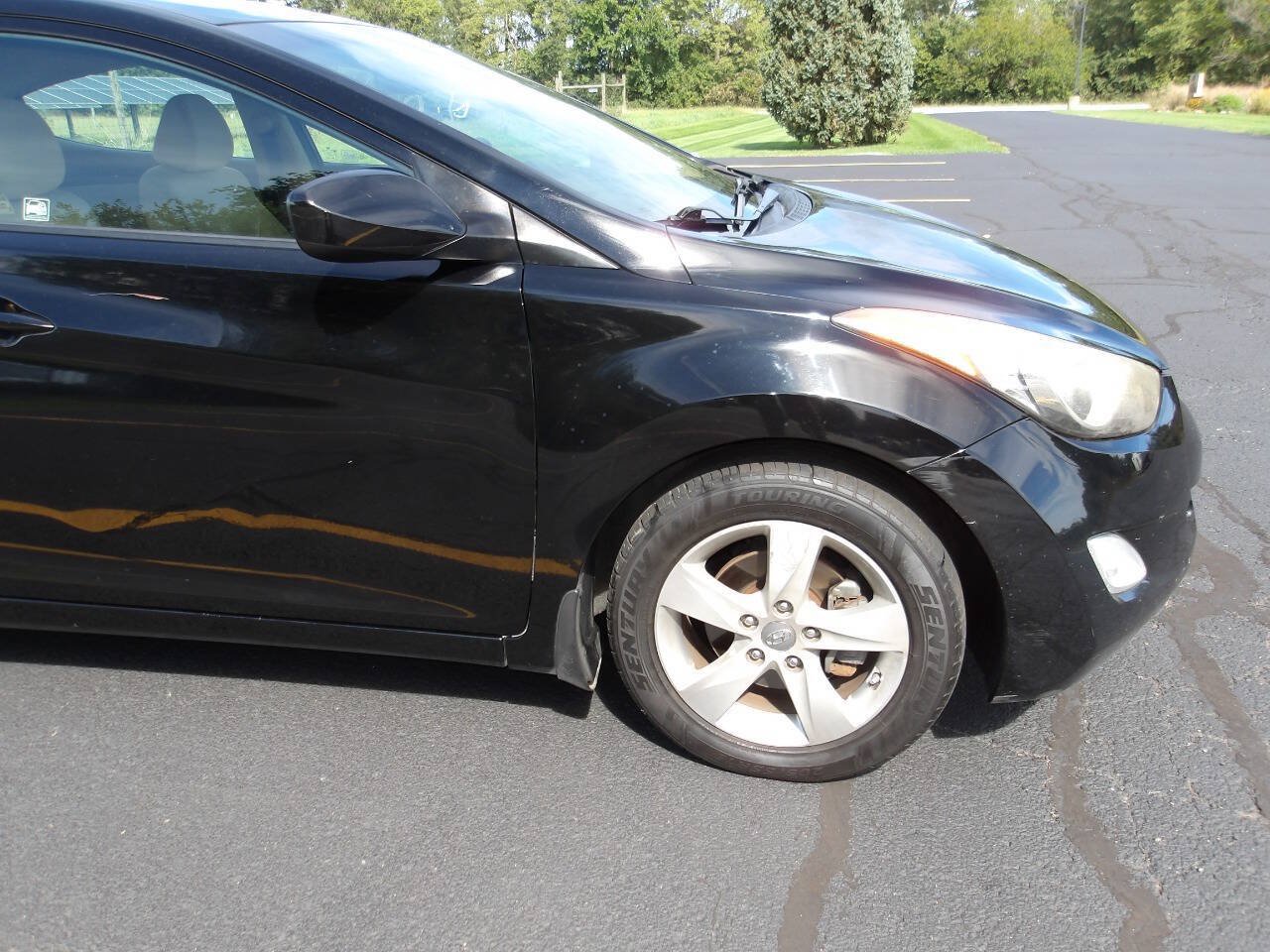 Used 2013 Hyundai Elantra GLS w/ Preferred Pkg FWD image 48