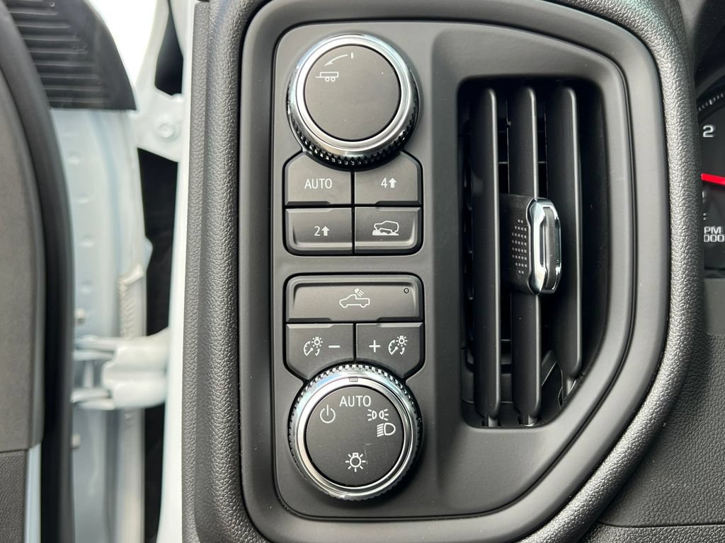 New 2025 GMC Sierra 1500 Pro w/ Pro Value Package AWD/4WD image 16