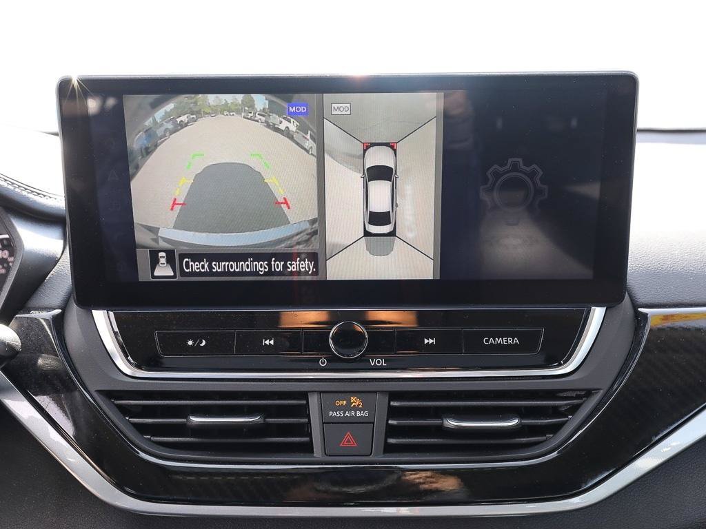 Used 2023 Nissan Altima 2.0 SR FWD image 16