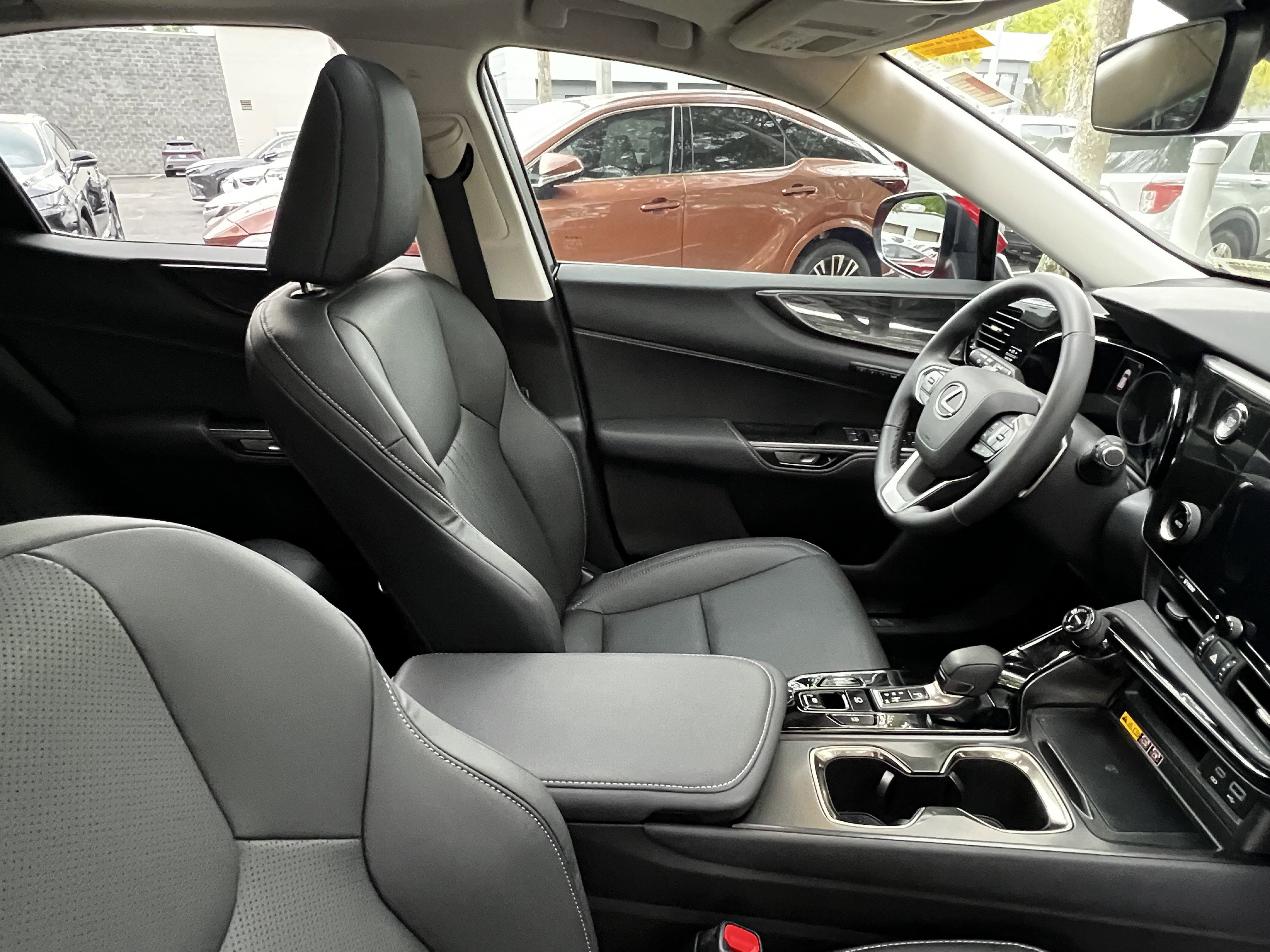 Used 2025 Lexus NX 250 FWD w/ Accessory Package (2T) image 45