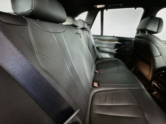Used 2015 BMW X5 xDrive50i AWD/4WD image 28