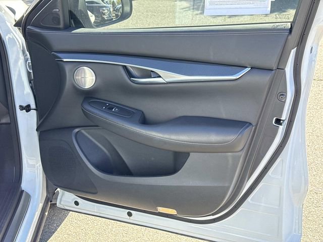 Used 2023 INFINITI QX50 Sport image 8
