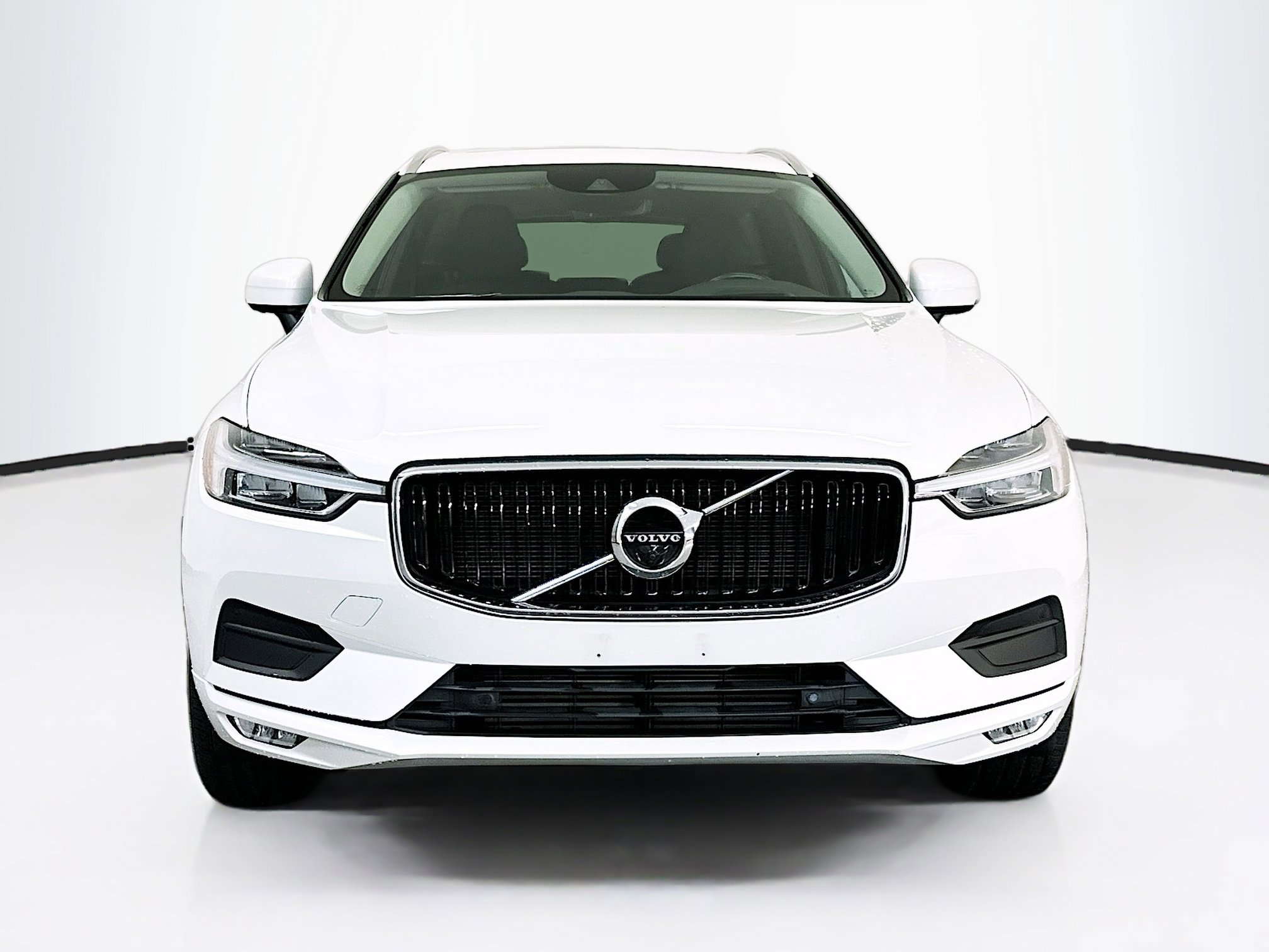 Used 2021 Volvo XC60 T6 Momentum w/ Protection Package Premier AWD/4WD image 2