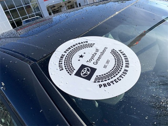 Used 2025 Toyota Camry SE image 36