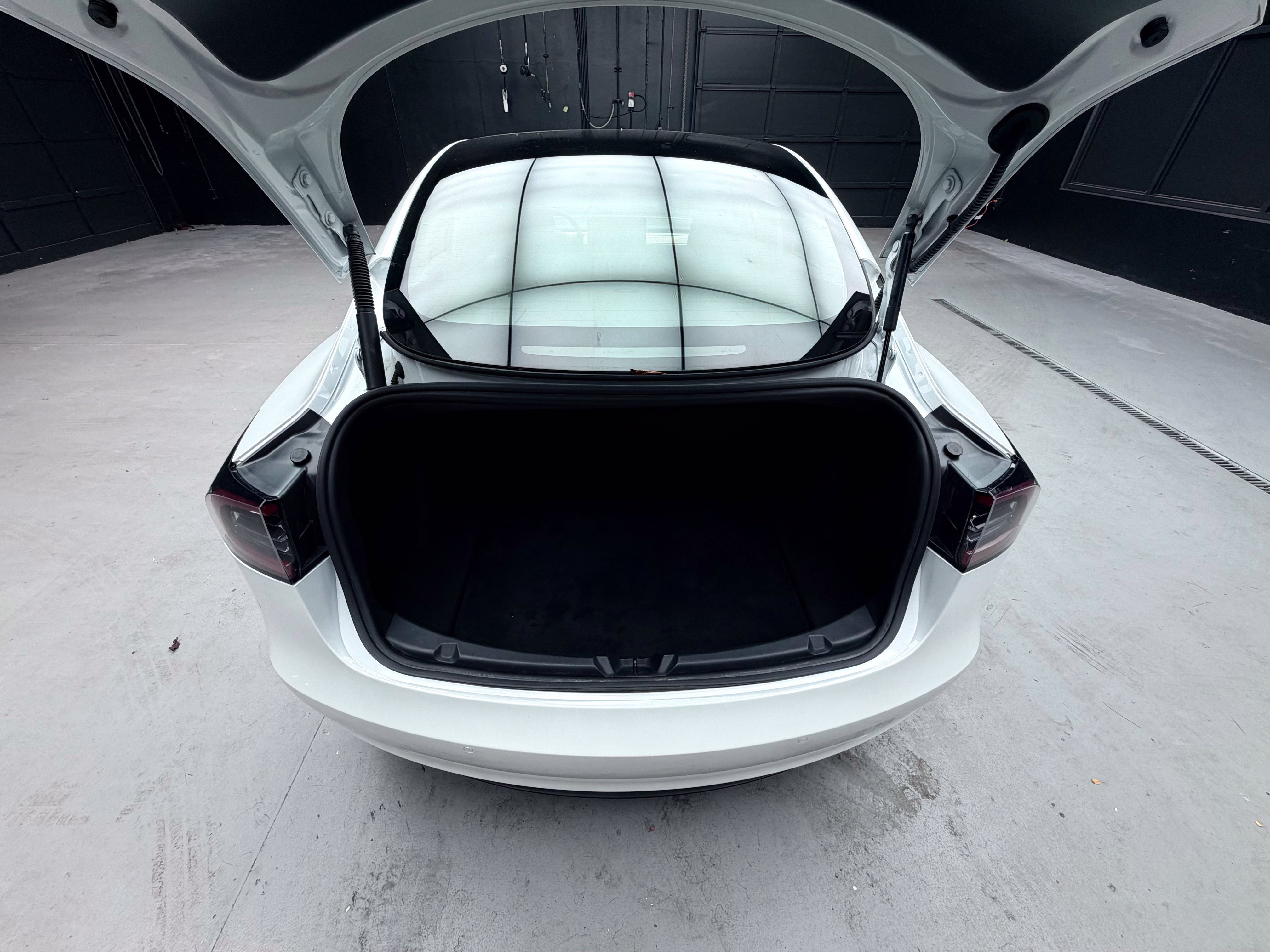 Used 2021 Tesla Model 3 Standard Range Plus RWD image 33