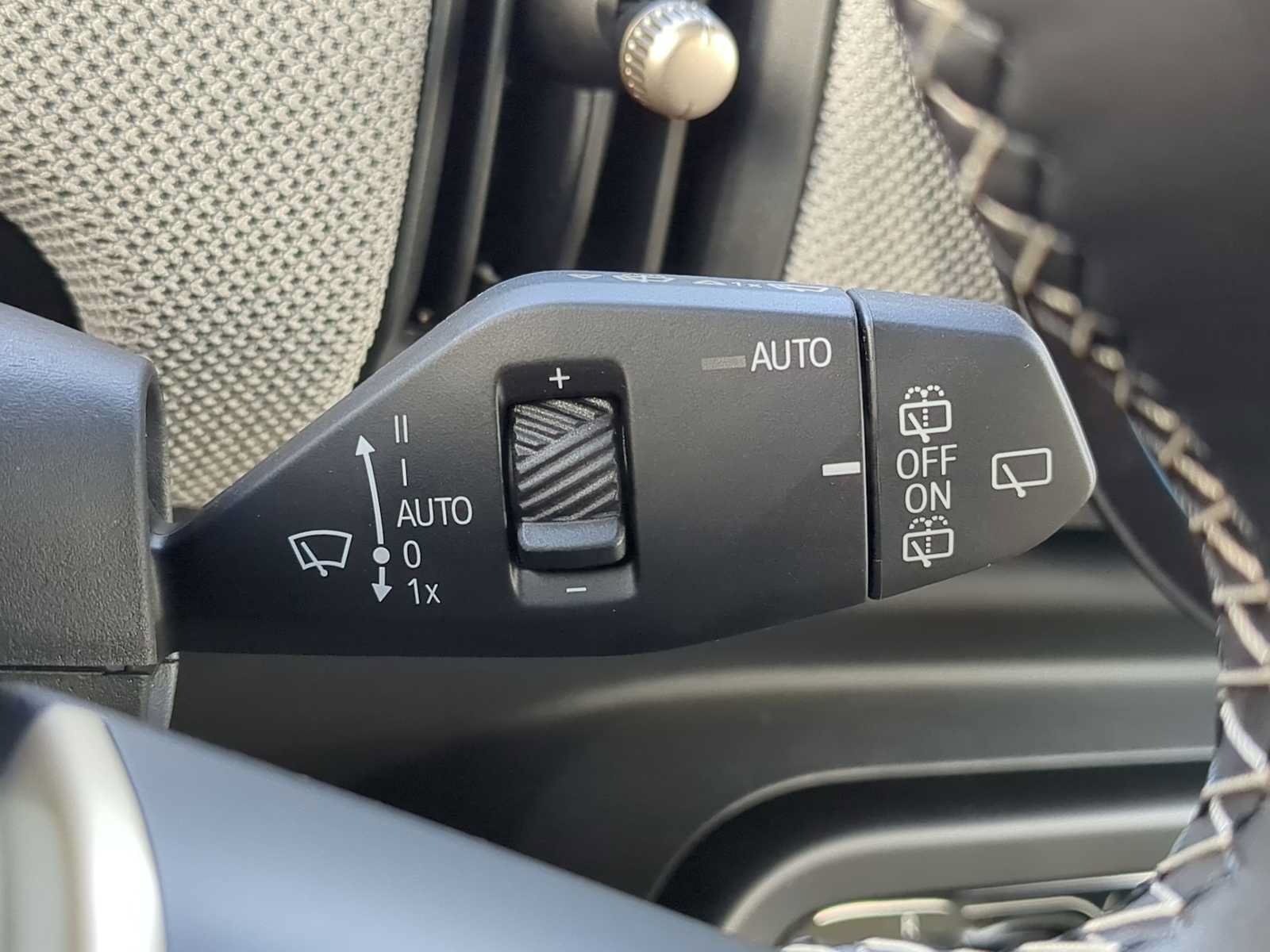 Used 2026 MINI Cooper 4-Door Hardtop FWD image 28
