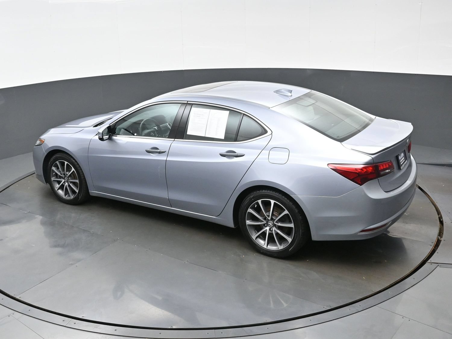Used 2015 Acura TLX w/ Technology Package FWD image 37