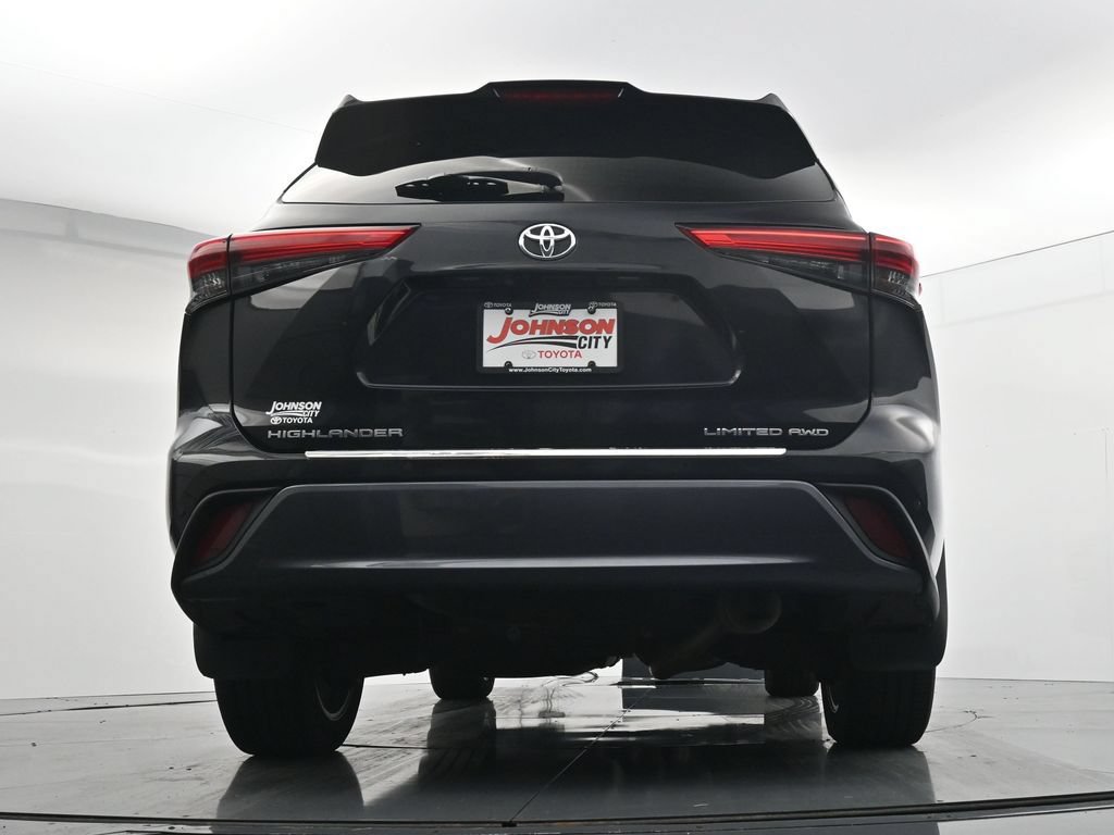 Used 2020 Toyota Highlander Limited AWD/4WD image 38