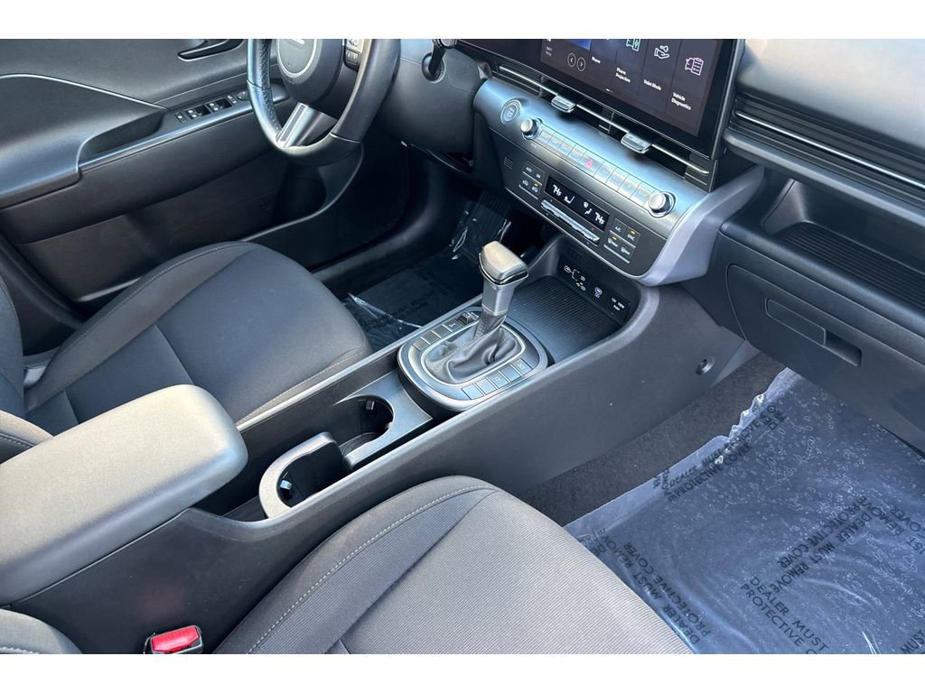 Used 2025 Hyundai Kona SEL AWD/4WD image 18
