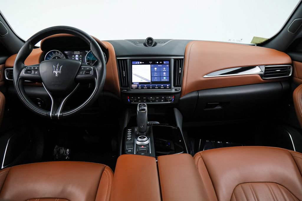 Certified 2023 Maserati Levante GT AWD/4WD image 20