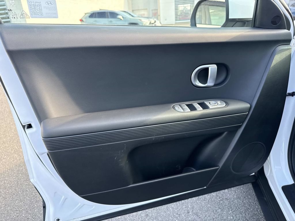 Used 2024 Hyundai Ioniq 5 SEL RWD image 9