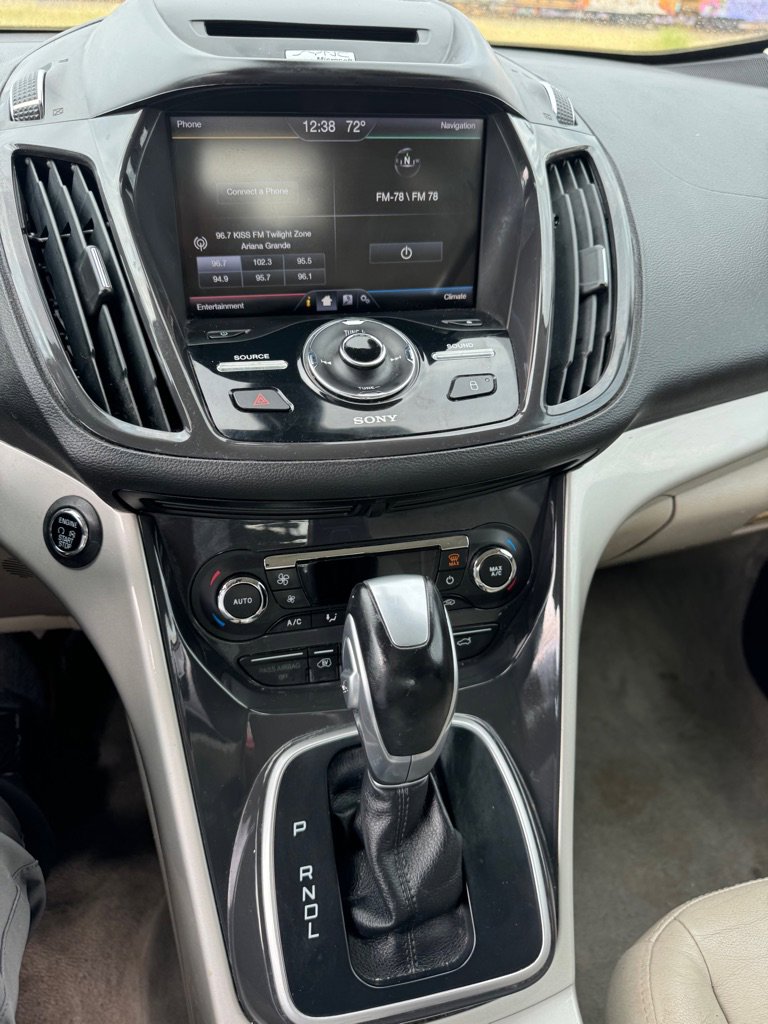 Used 2013 Ford C-MAX Energi SEL image 32