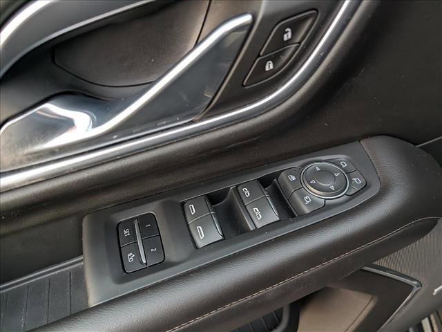 Used 2021 Chevrolet Tahoe High Country w/ Premium Package image 35