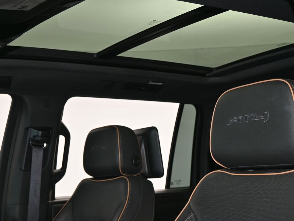 Used 2022 GMC Yukon XL AT4 w/ AT4 Premium Package image 11