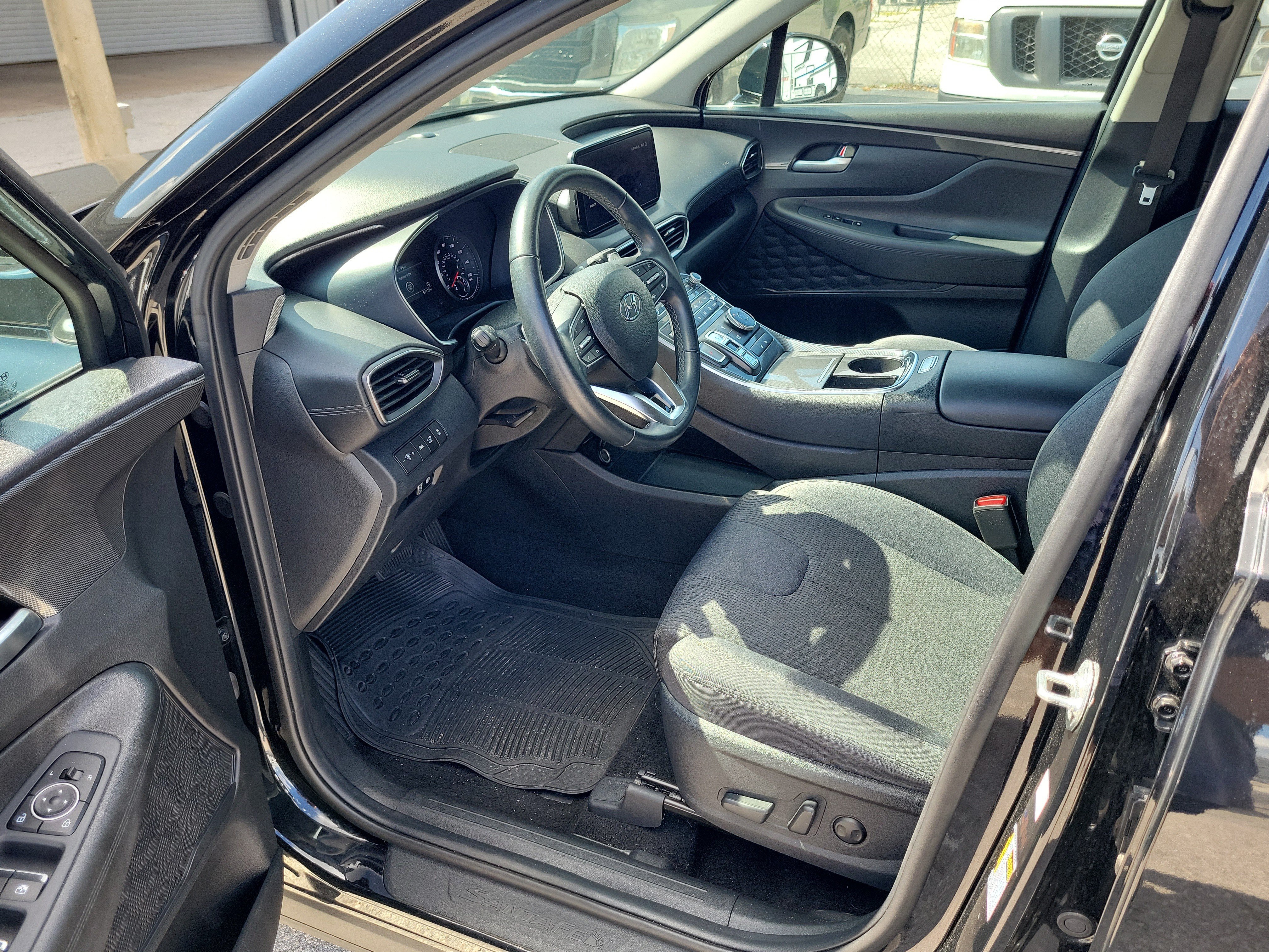 Used 2023 Hyundai Santa Fe SEL AWD/4WD image 12