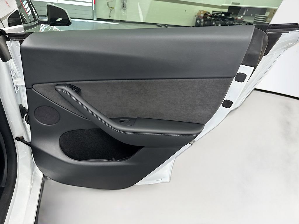 Used 2023 Tesla Model Y Performance image 26