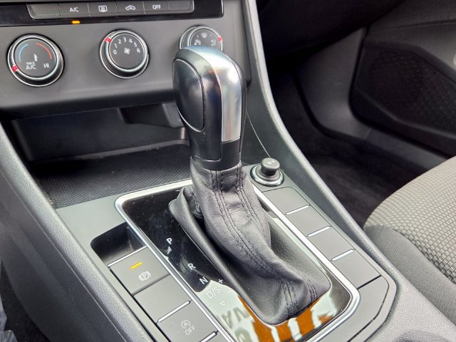 Used 2020 Volkswagen Jetta S FWD image 18