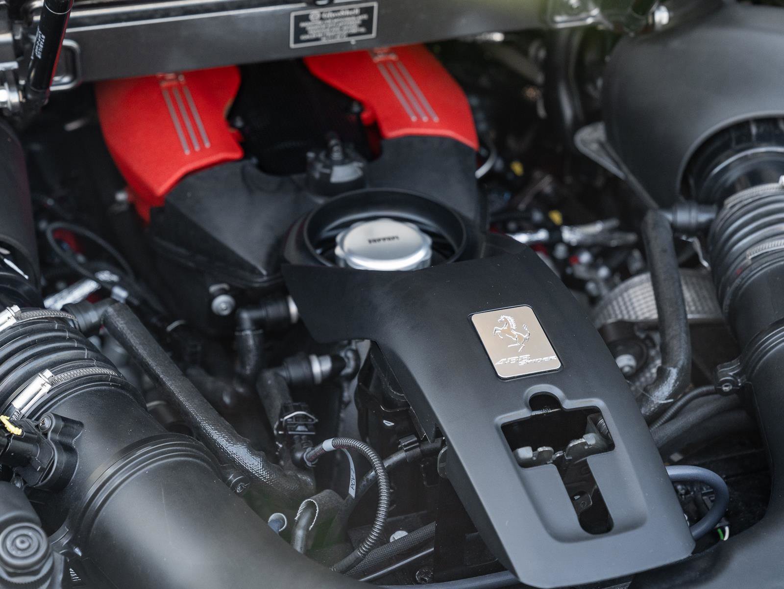 Used 2018 Ferrari 488 Spider image 50