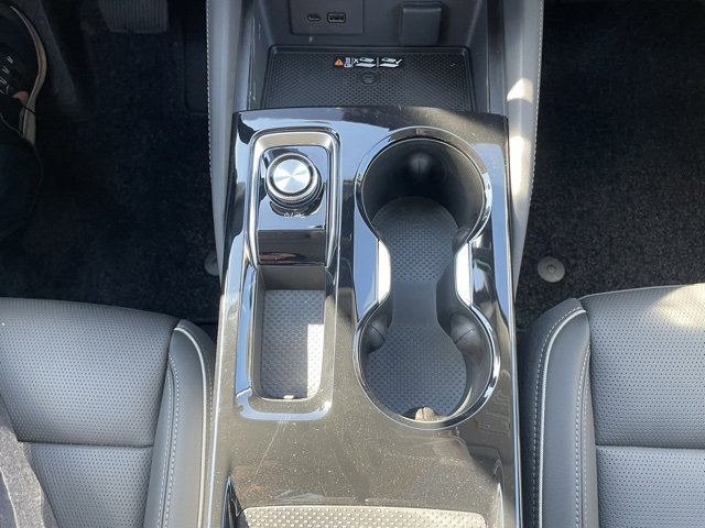 New 2025 Buick Envision Avenir image 16