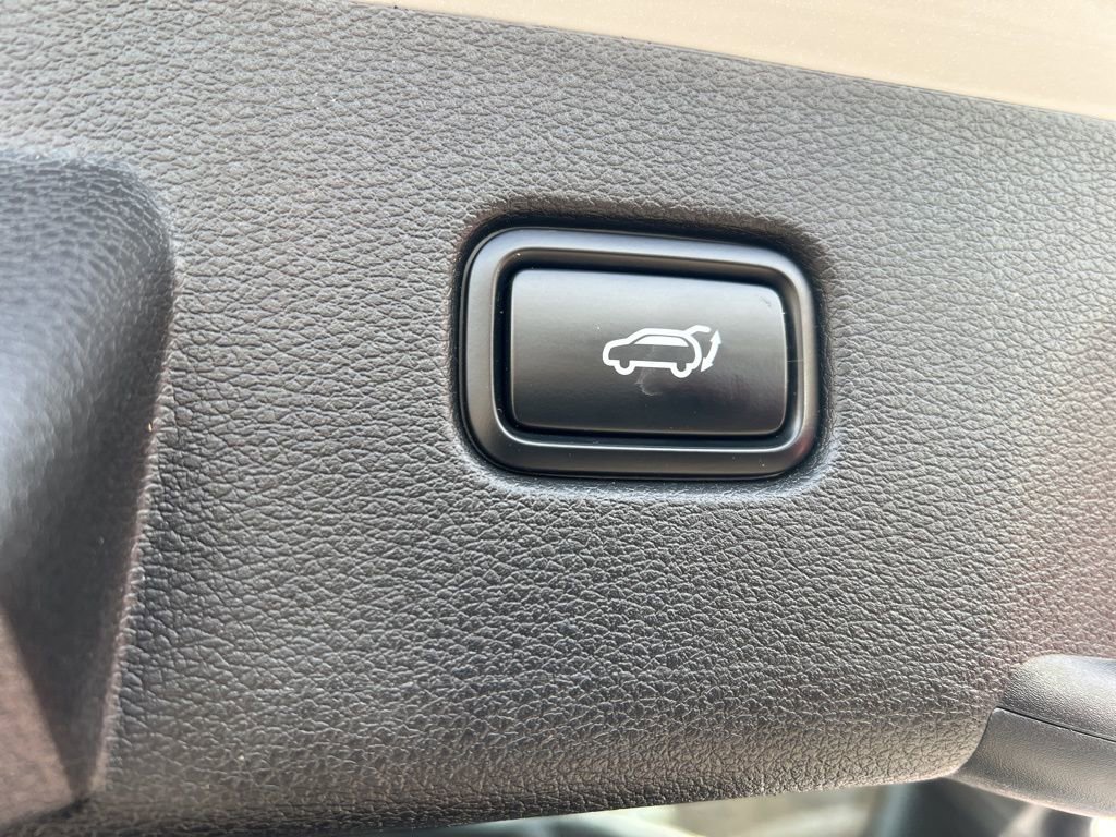 Used 2024 Kia Sportage X-Line w/ X-Line Premium Package image 15