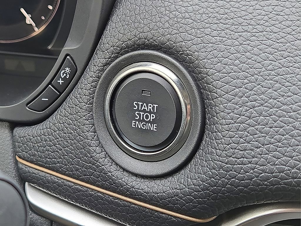 Used 2025 MAZDA CX-90 3.3 Turbo w/ Premium Sport Pkg image 32