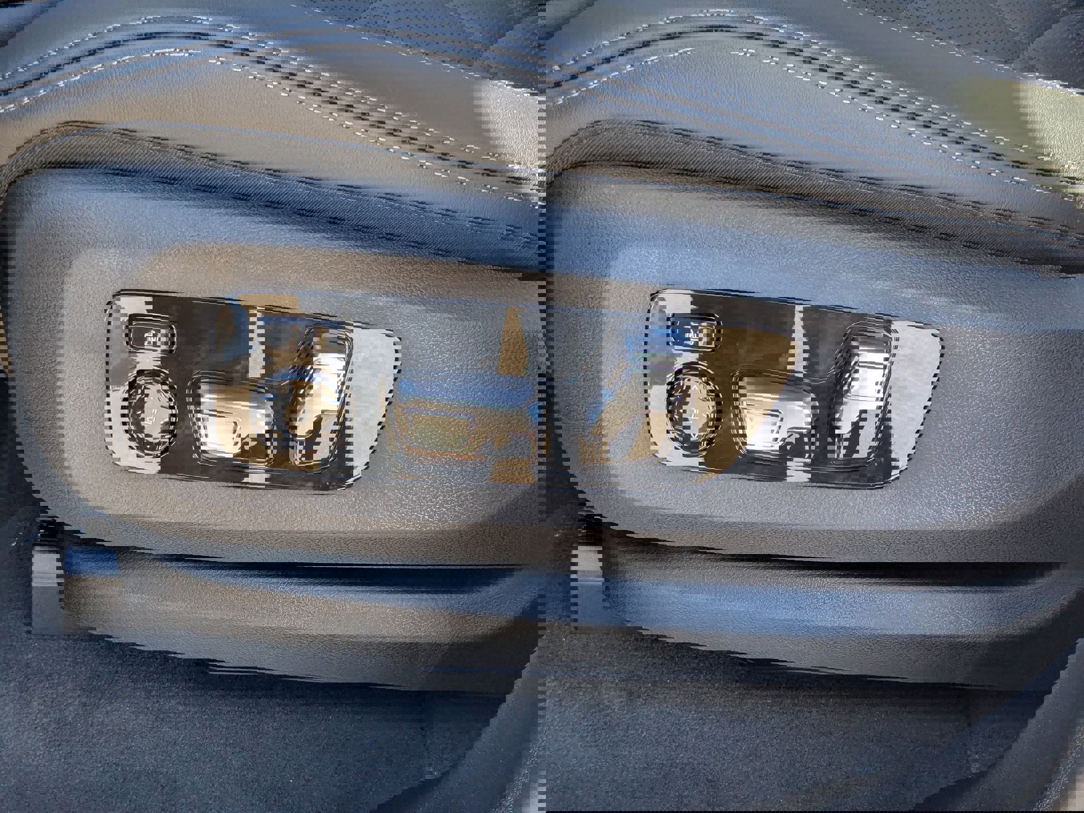 New 2026 BMW X5 xDrive40i w/ M Sport Package image 16