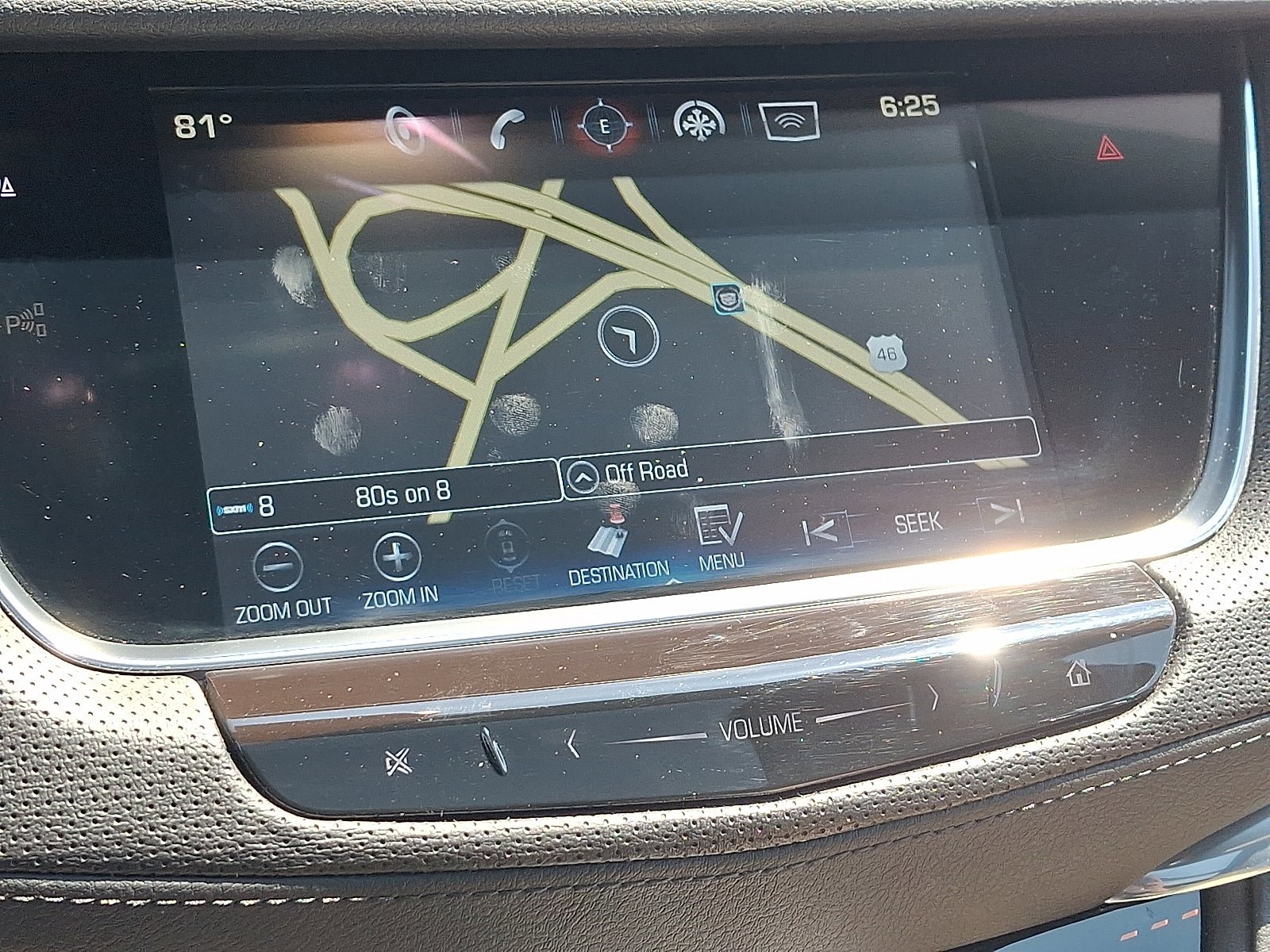 Used 2017 Cadillac XT5 Luxury w/ Driver Awareness Package AWD/4WD image 18