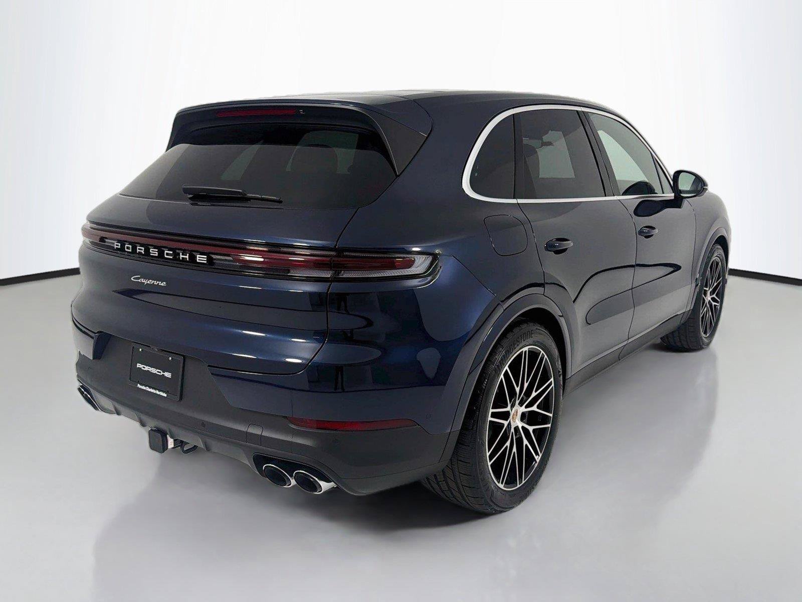 Certified 2026 Porsche Cayenne AWD/4WD image 27