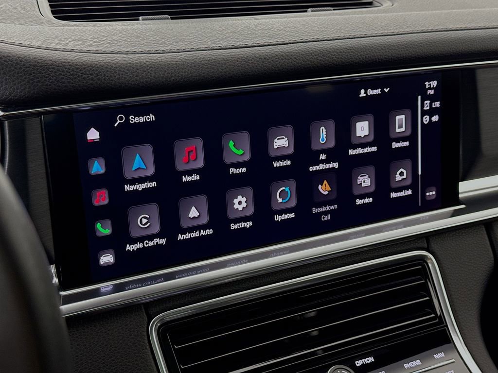 Certified 2022 Porsche Panamera 4 Platinum Edition AWD/4WD image 18