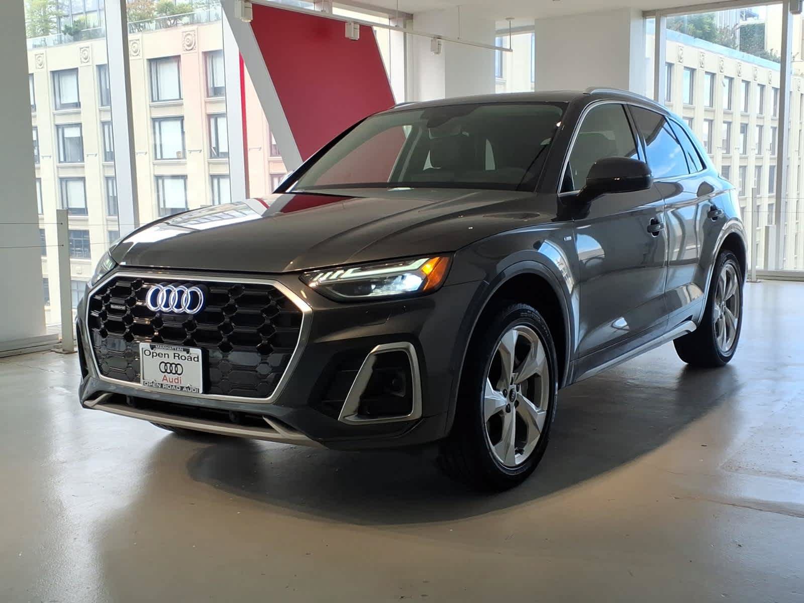 Used 2023 Audi Q5 2.0T Prestige w/ Prestige Package