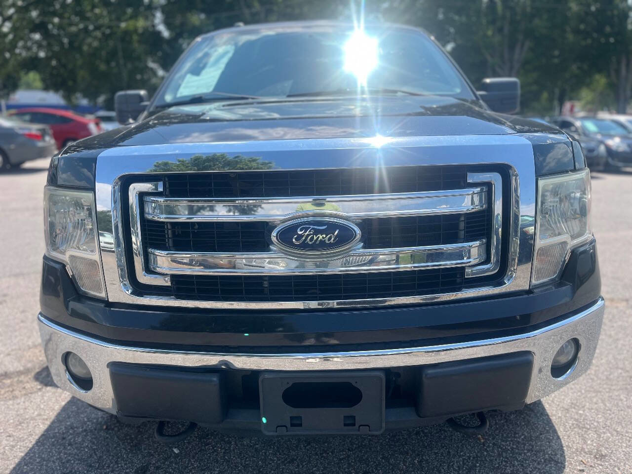 Used 2014 Ford F150 XLT w/ Trailer Tow Package image 2